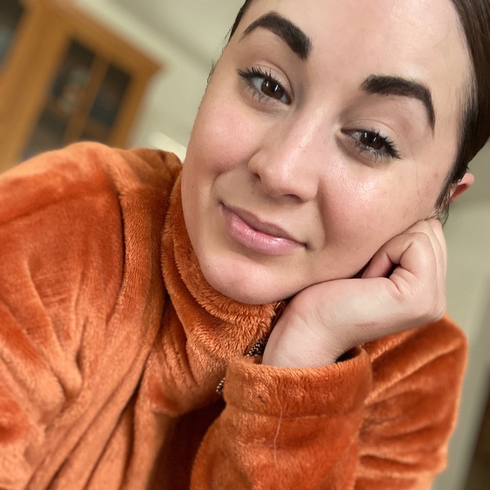 Meet your Posher, Tayler